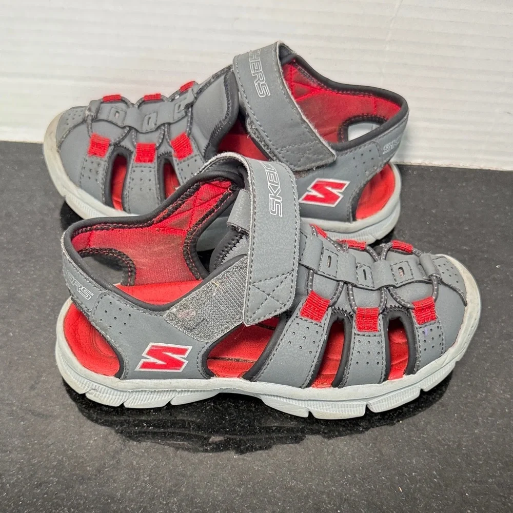 Skechers Relix Kids Closed Toe Sandals Toddler Size 12 Red Gray
